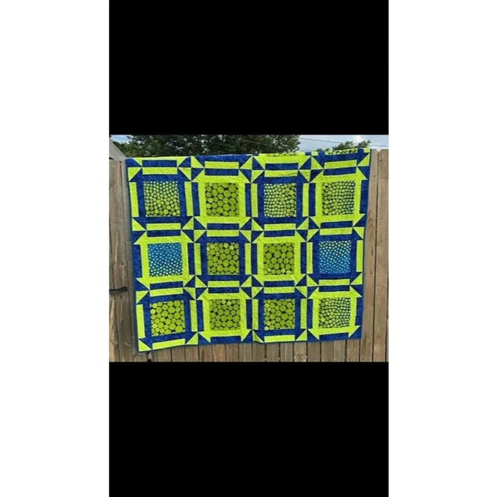 Machine Sewn Square Floral Green/Blue Quilt - Twin XL or 68